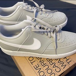 MEN'S NIKE COURT VISION LOW NEXT NATURE
CASUAL SHOES SIZE 11 NEW IN BOX